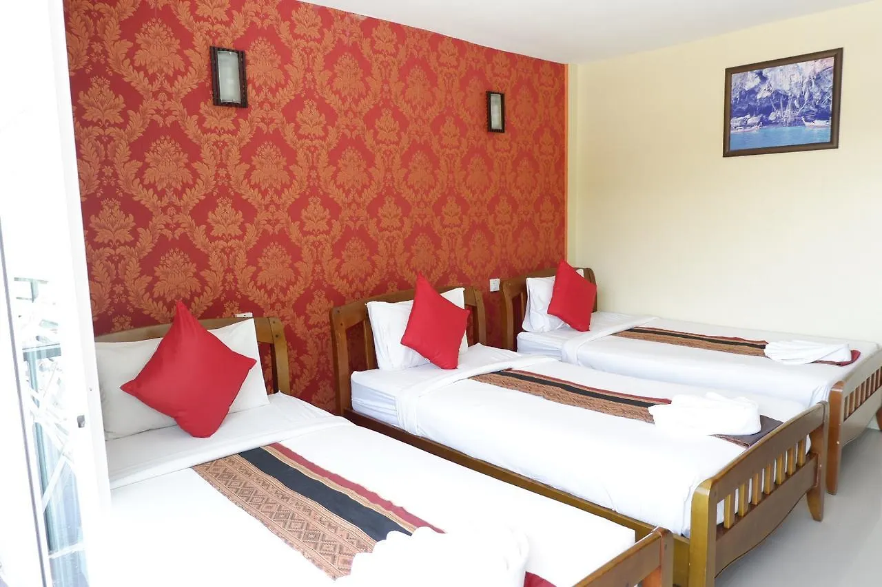 Phi Phi Maiyada Resort 3*, קו פי פי